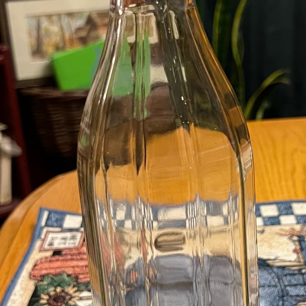 4 Clear Glass Bottles (set of 4) holds 25.4 oz